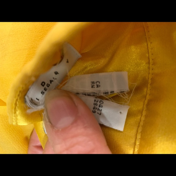 Stunning Yellow Laundry by Shelli Segal dress - Picture 8 of 8